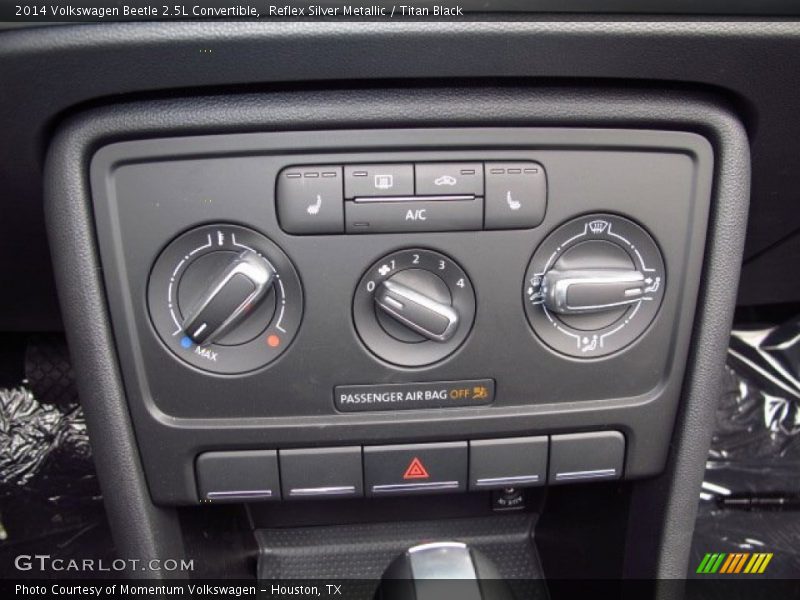 Reflex Silver Metallic / Titan Black 2014 Volkswagen Beetle 2.5L Convertible