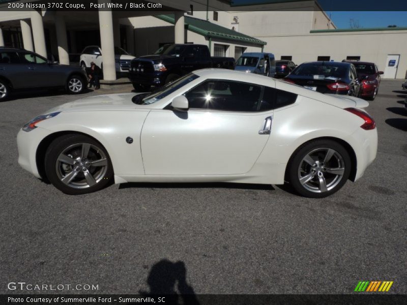 Pearl White / Black Cloth 2009 Nissan 370Z Coupe