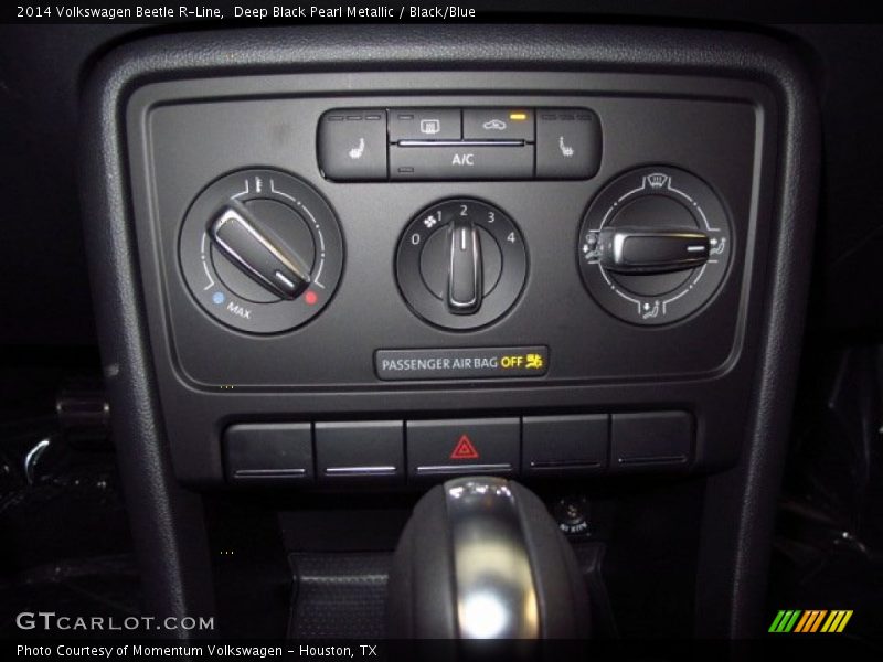 Deep Black Pearl Metallic / Black/Blue 2014 Volkswagen Beetle R-Line