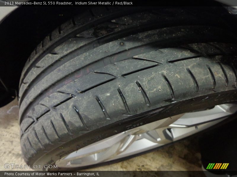 Iridium Silver Metallic / Red/Black 2013 Mercedes-Benz SL 550 Roadster