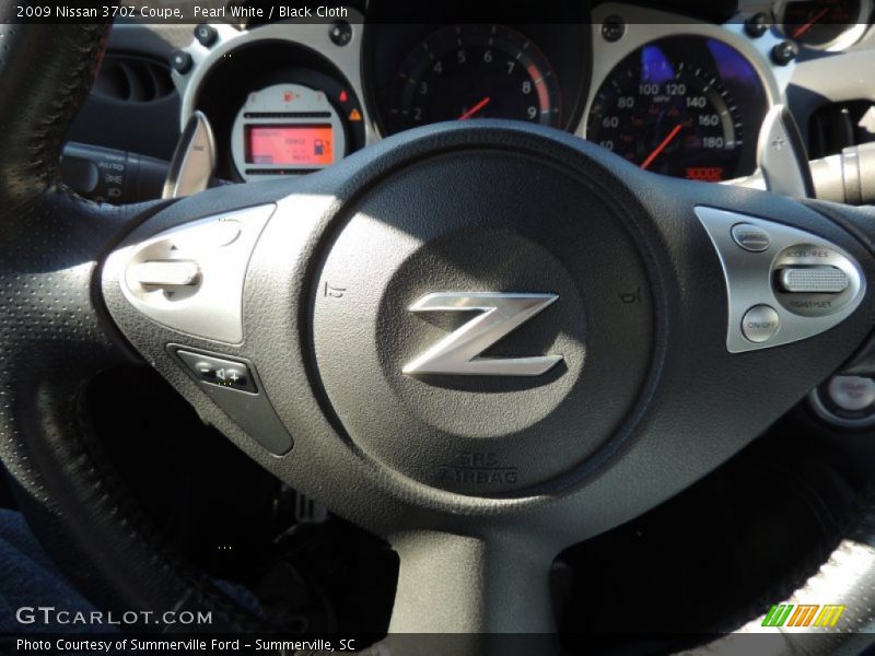 Pearl White / Black Cloth 2009 Nissan 370Z Coupe