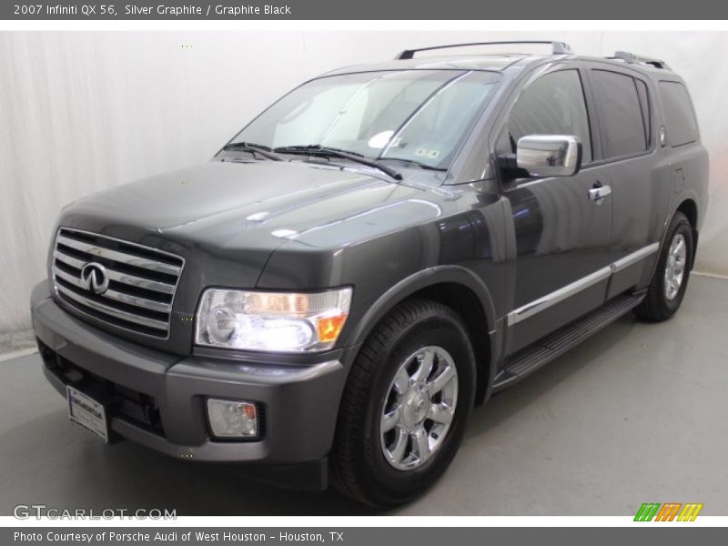 Front 3/4 View of 2007 QX 56