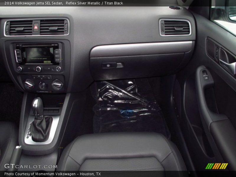 Reflex Silver Metallic / Titan Black 2014 Volkswagen Jetta SEL Sedan