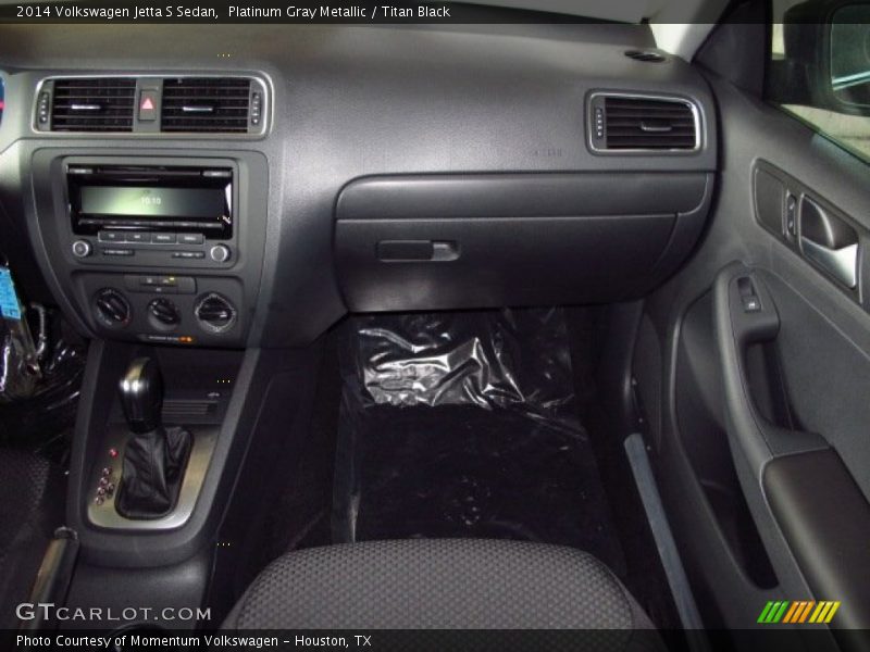 Platinum Gray Metallic / Titan Black 2014 Volkswagen Jetta S Sedan