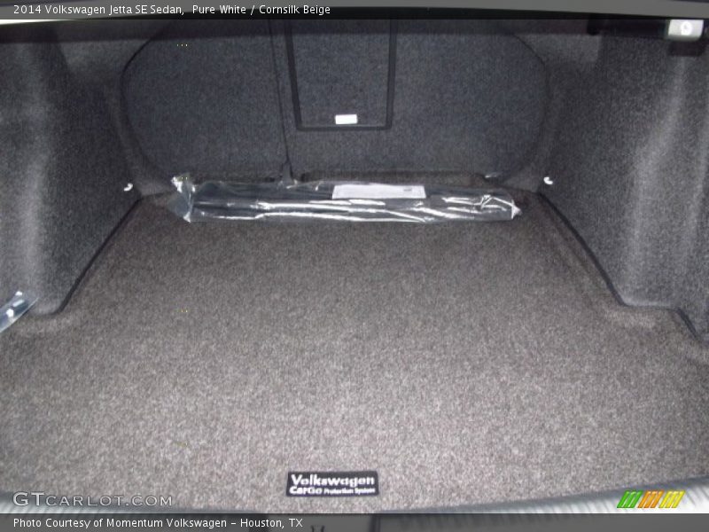 Pure White / Cornsilk Beige 2014 Volkswagen Jetta SE Sedan