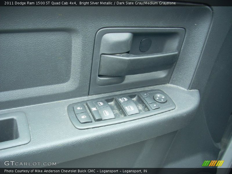 Bright Silver Metallic / Dark Slate Gray/Medium Graystone 2011 Dodge Ram 1500 ST Quad Cab 4x4