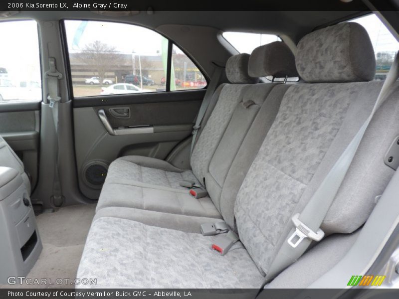 Alpine Gray / Gray 2006 Kia Sorento LX