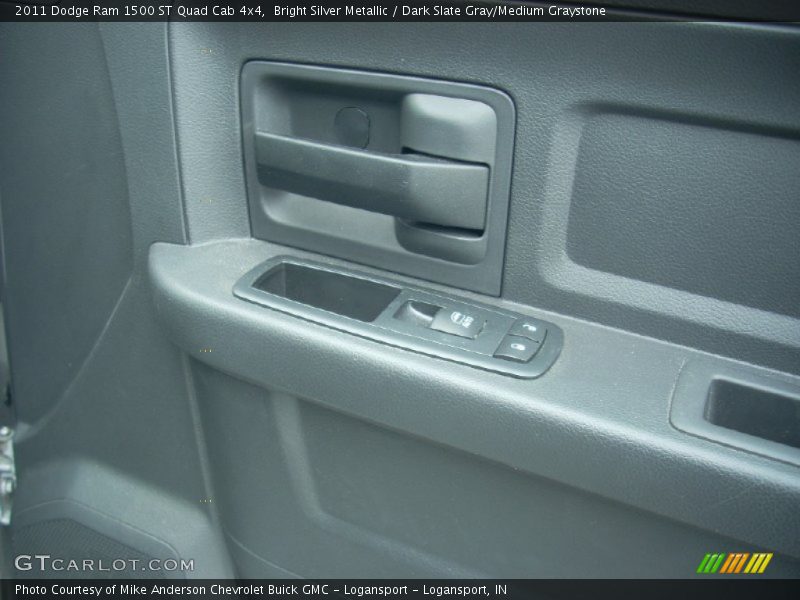 Bright Silver Metallic / Dark Slate Gray/Medium Graystone 2011 Dodge Ram 1500 ST Quad Cab 4x4