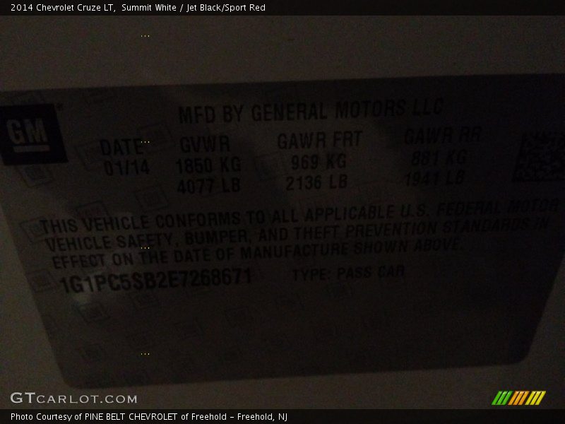 Summit White / Jet Black/Sport Red 2014 Chevrolet Cruze LT