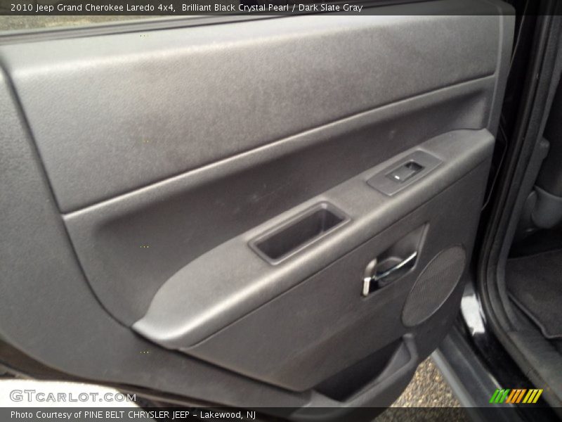 Brilliant Black Crystal Pearl / Dark Slate Gray 2010 Jeep Grand Cherokee Laredo 4x4