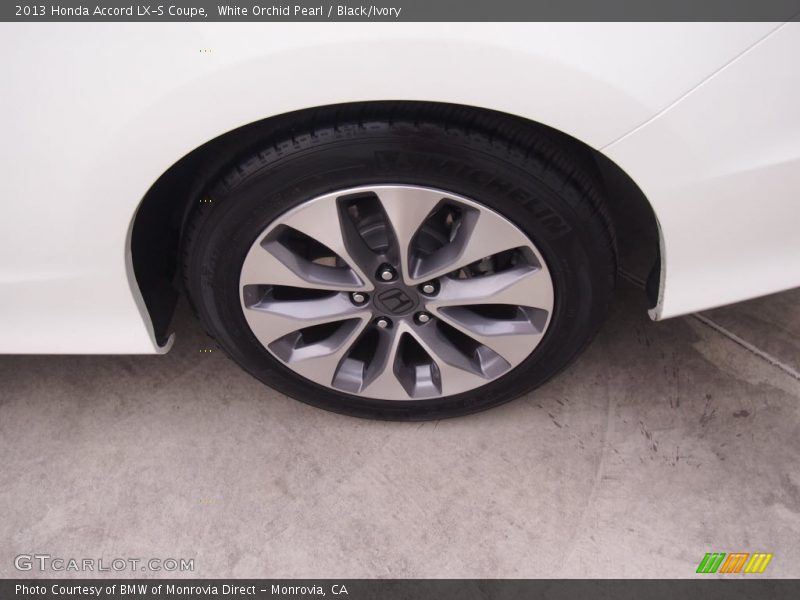 White Orchid Pearl / Black/Ivory 2013 Honda Accord LX-S Coupe