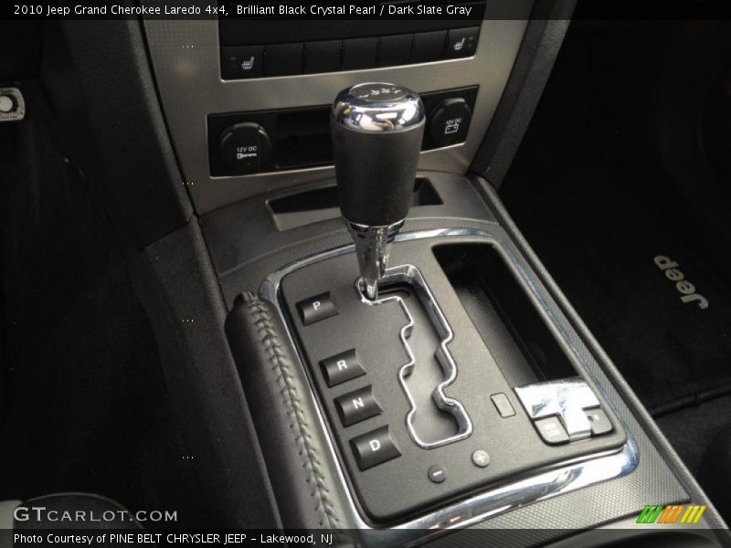 Brilliant Black Crystal Pearl / Dark Slate Gray 2010 Jeep Grand Cherokee Laredo 4x4