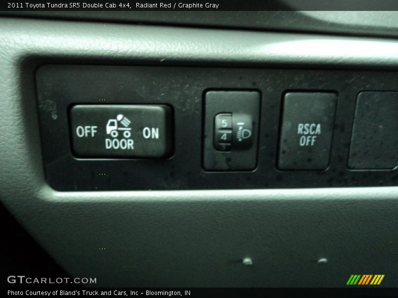 Radiant Red / Graphite Gray 2011 Toyota Tundra SR5 Double Cab 4x4