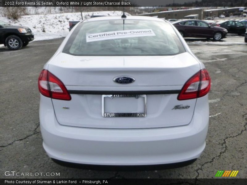 Oxford White / Light Stone/Charcoal Black 2012 Ford Fiesta SE Sedan