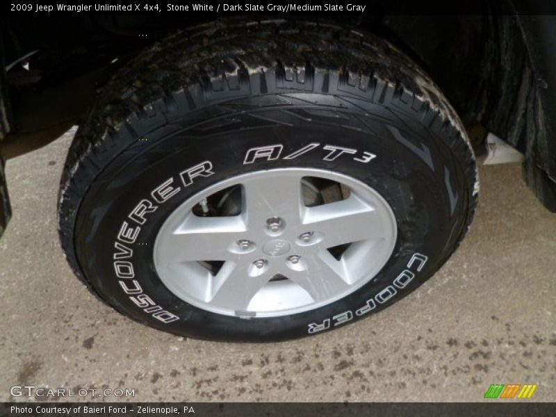 Stone White / Dark Slate Gray/Medium Slate Gray 2009 Jeep Wrangler Unlimited X 4x4