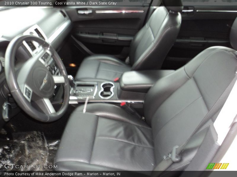 Cool Vanilla White / Dark Slate Gray 2010 Chrysler 300 Touring