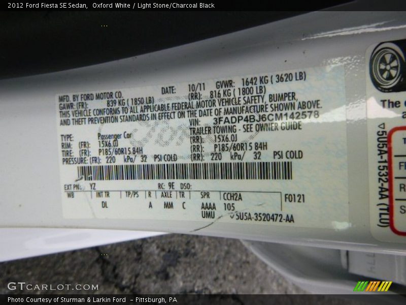 Oxford White / Light Stone/Charcoal Black 2012 Ford Fiesta SE Sedan