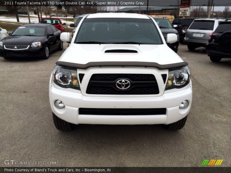 Super White / Graphite Gray 2011 Toyota Tacoma V6 TRD Sport Double Cab 4x4