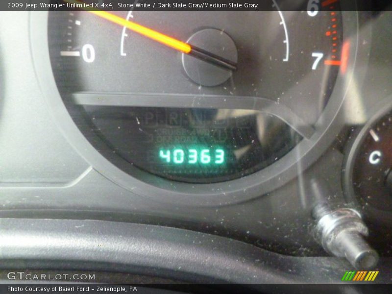 Stone White / Dark Slate Gray/Medium Slate Gray 2009 Jeep Wrangler Unlimited X 4x4