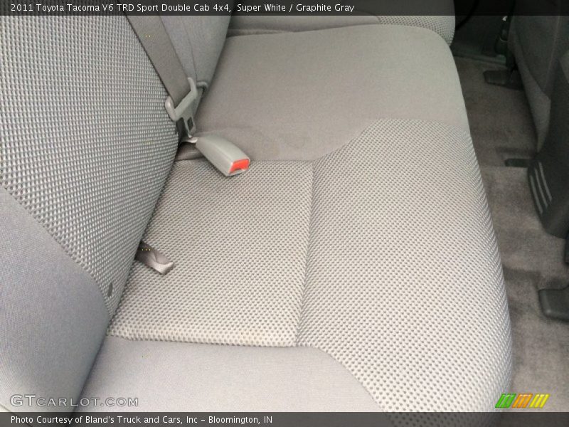 Super White / Graphite Gray 2011 Toyota Tacoma V6 TRD Sport Double Cab 4x4