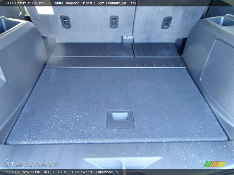 White Diamond Tricoat / Light Titanium/Jet Black 2014 Chevrolet Equinox LT