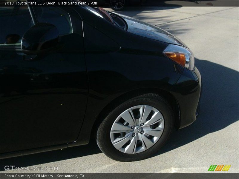 Black Sand Pearl / Ash 2013 Toyota Yaris LE 5 Door