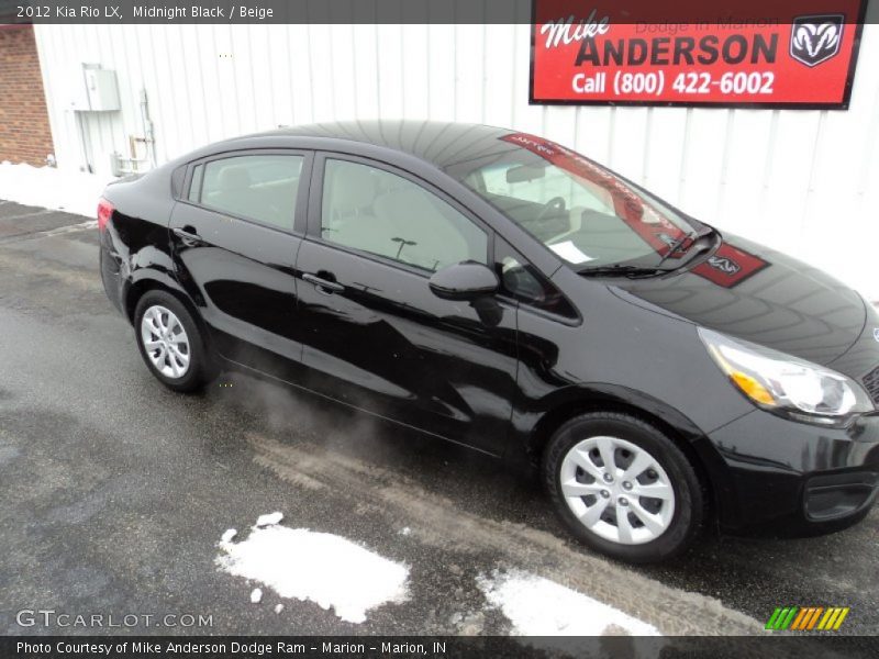 Midnight Black / Beige 2012 Kia Rio LX
