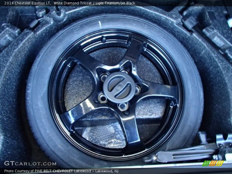 White Diamond Tricoat / Light Titanium/Jet Black 2014 Chevrolet Equinox LT