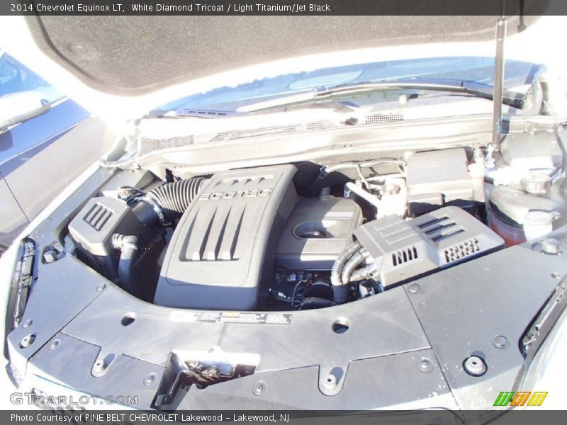 White Diamond Tricoat / Light Titanium/Jet Black 2014 Chevrolet Equinox LT