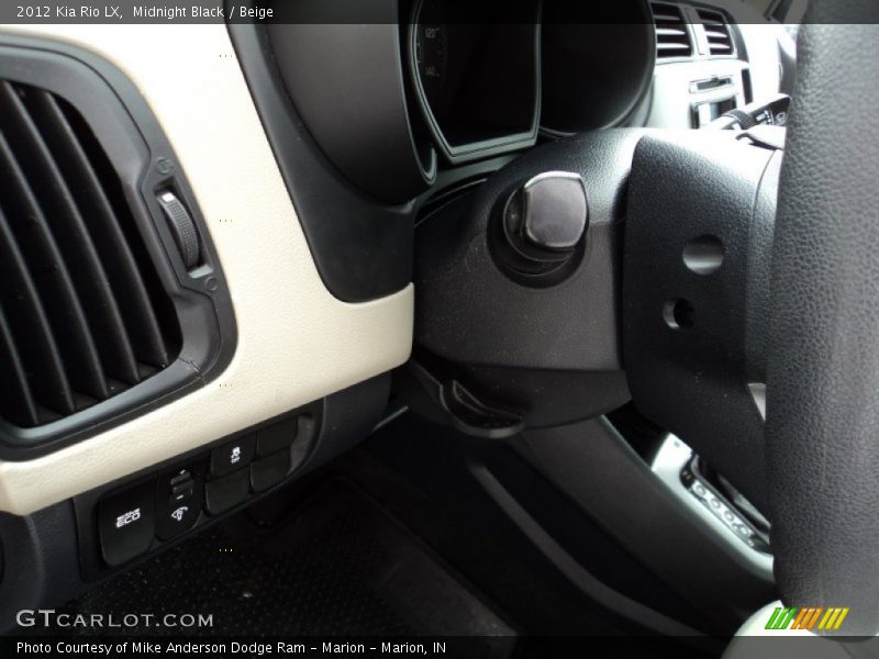 Midnight Black / Beige 2012 Kia Rio LX