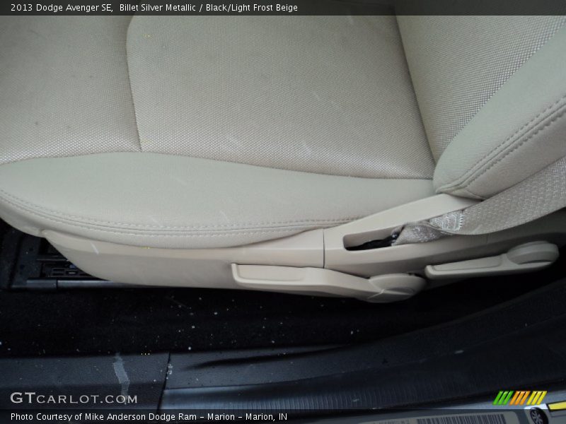 Billet Silver Metallic / Black/Light Frost Beige 2013 Dodge Avenger SE