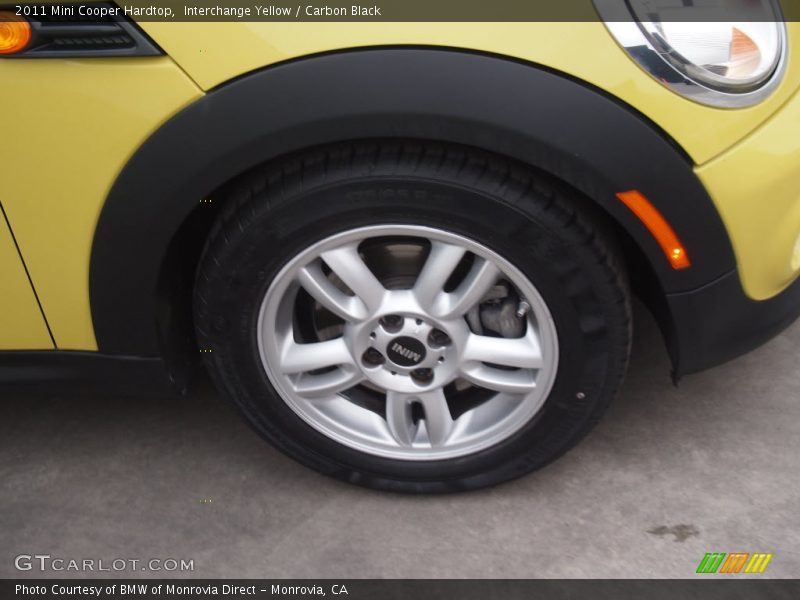 Interchange Yellow / Carbon Black 2011 Mini Cooper Hardtop