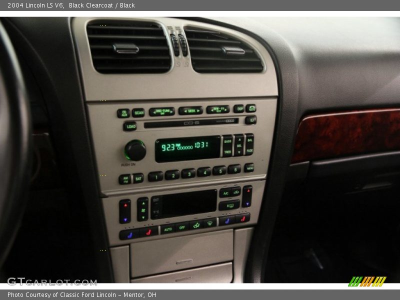 Black Clearcoat / Black 2004 Lincoln LS V6