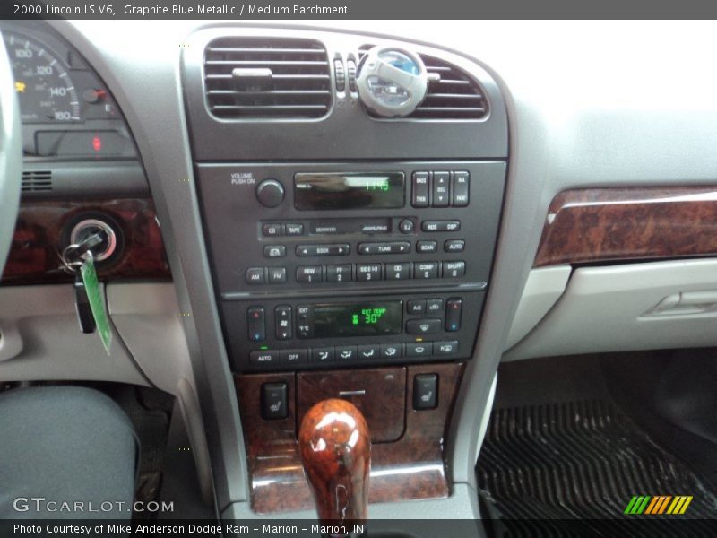 Graphite Blue Metallic / Medium Parchment 2000 Lincoln LS V6