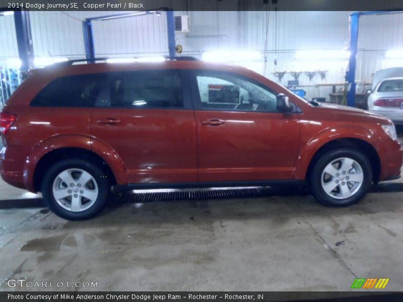 Copper Pearl / Black 2014 Dodge Journey SE