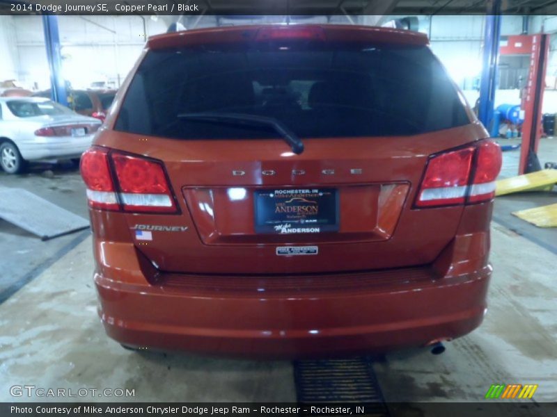 Copper Pearl / Black 2014 Dodge Journey SE