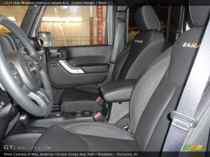Granite Metallic / Black 2014 Jeep Wrangler Unlimited Sahara 4x4