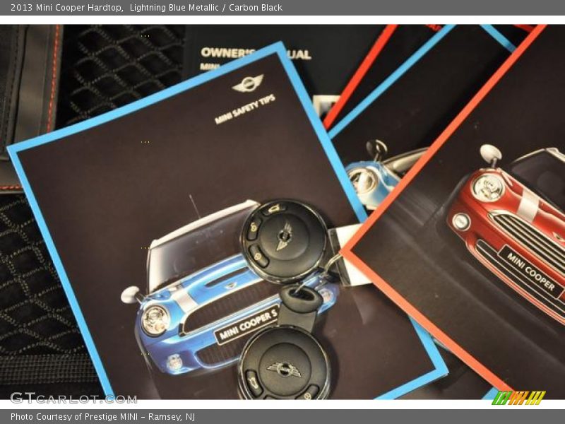 Lightning Blue Metallic / Carbon Black 2013 Mini Cooper Hardtop