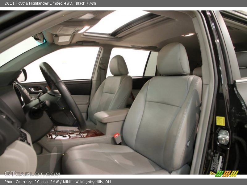 Black / Ash 2011 Toyota Highlander Limited 4WD