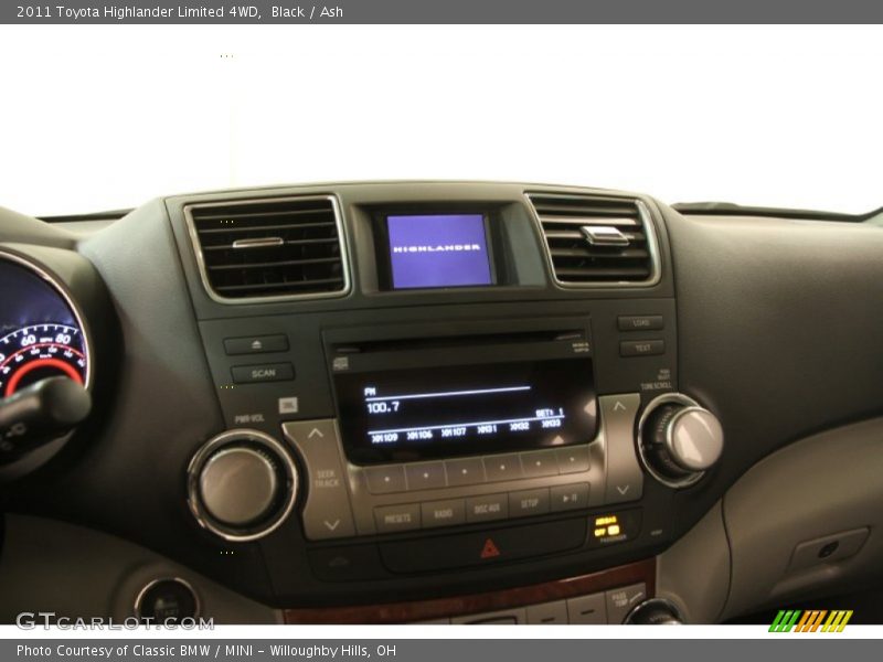 Black / Ash 2011 Toyota Highlander Limited 4WD