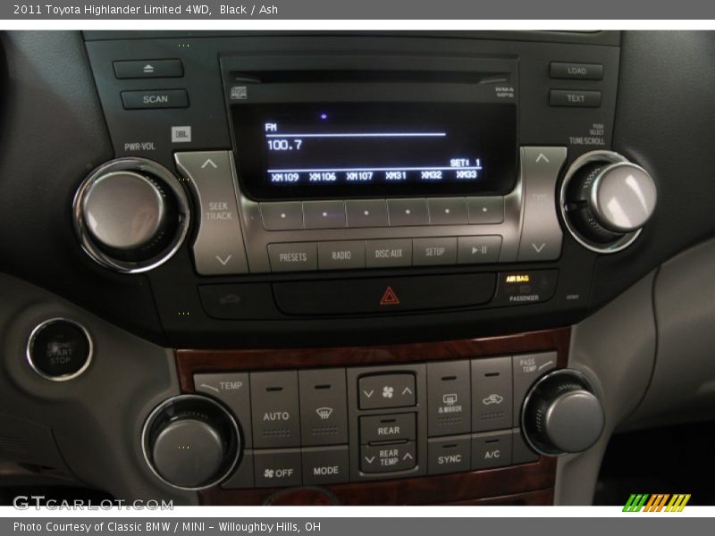 Black / Ash 2011 Toyota Highlander Limited 4WD