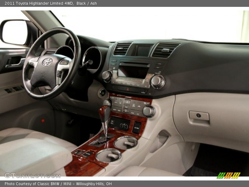 Black / Ash 2011 Toyota Highlander Limited 4WD