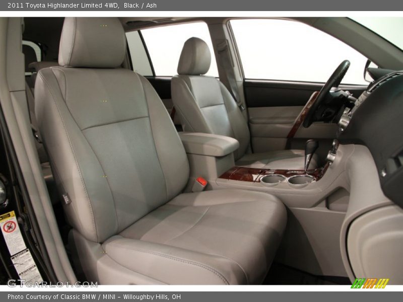 Black / Ash 2011 Toyota Highlander Limited 4WD