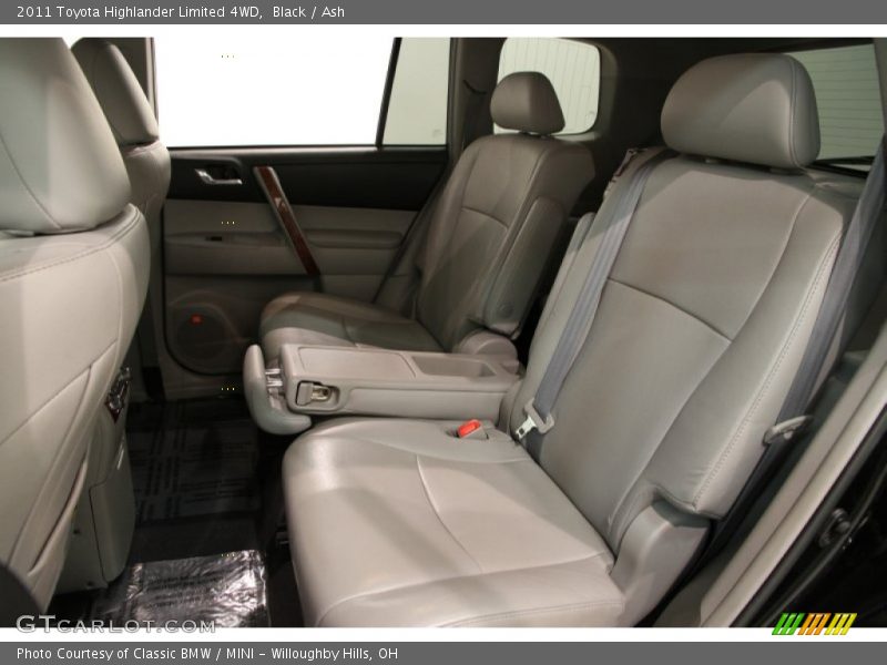 Black / Ash 2011 Toyota Highlander Limited 4WD
