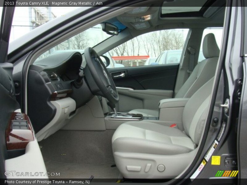 Magnetic Gray Metallic / Ash 2013 Toyota Camry XLE