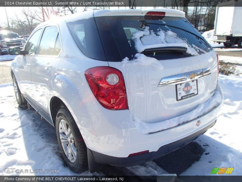 Summit White / Light Titanium/Jet Black 2014 Chevrolet Equinox LS