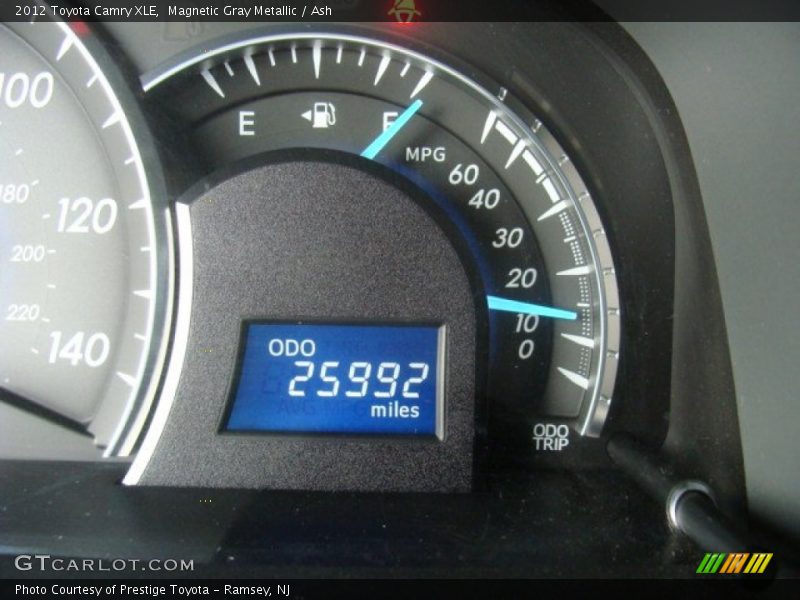 Magnetic Gray Metallic / Ash 2012 Toyota Camry XLE