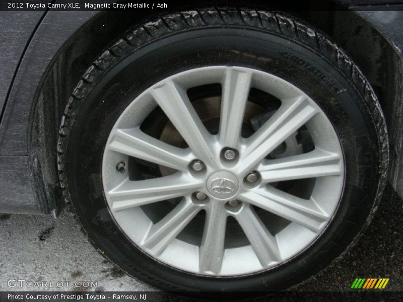 Magnetic Gray Metallic / Ash 2012 Toyota Camry XLE