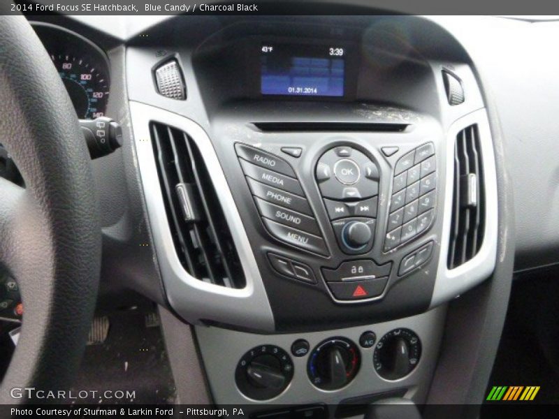 Blue Candy / Charcoal Black 2014 Ford Focus SE Hatchback