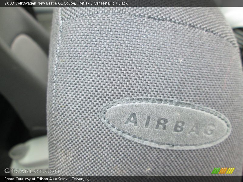 Reflex Silver Metallic / Black 2003 Volkswagen New Beetle GL Coupe